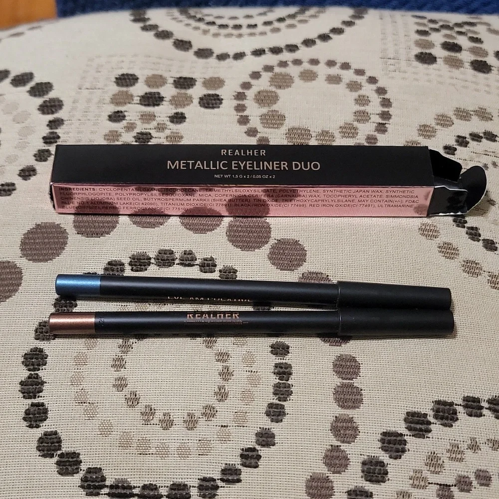 Realher Metallic Eyeliner Duo